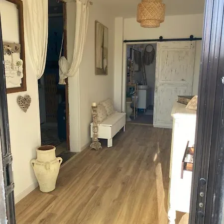 Holiday home Luigi 1 *
